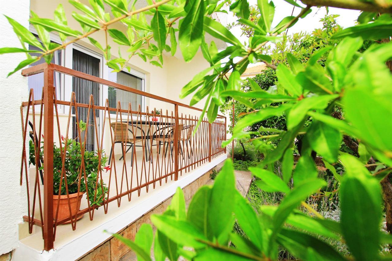Apartment Anica Trogir Exterior photo